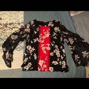 Alfani angel sleeve bubble hem top